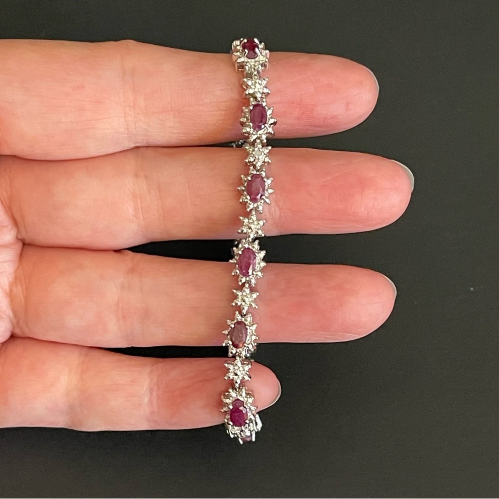 Elegant 925 Silver genuine ruby Gemstone Bracelet